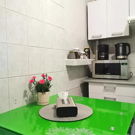 Апартаменти Two Bedrooms Faktura Fast Check-in 24h *